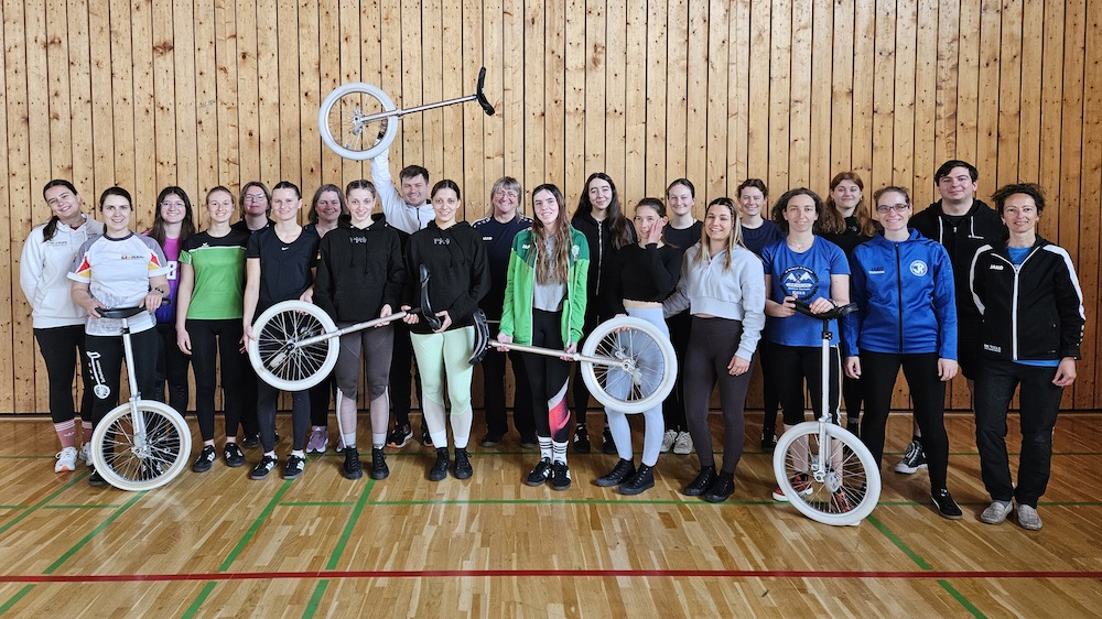 Gruppenfoto Ausbildung Trainer-C Einrad